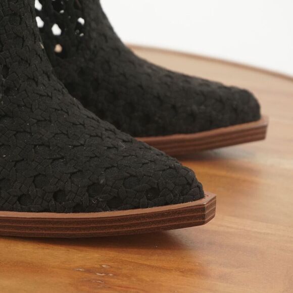 Jessica Simpson Womens Lukkah Boots Block Heel Pointed Knit Crochet Black 9M - Picture 2 of 9